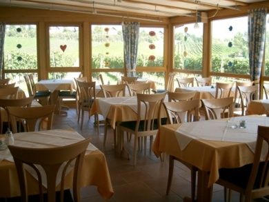 Pension Brunnett - der Treff in Bockenheim an der Weinstraße