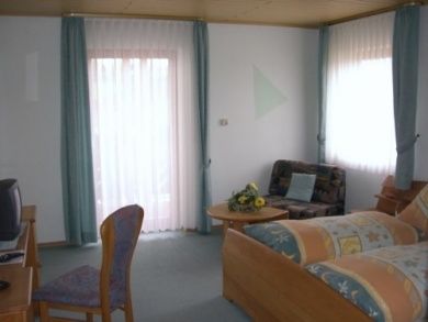 Pension Brunnett - der Treff in Bockenheim an der Weinstraße