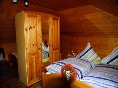 Ferienwohnung Blau - Gemütliche Unterkunft für Ihren Wanderurlaub in der Pfalz