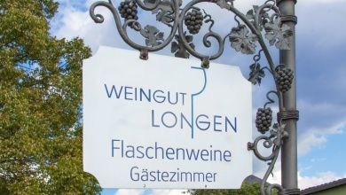 Weingut & Gästehaus Longen