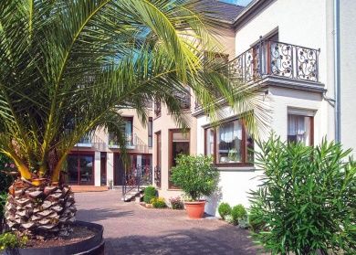 Weingut & Gästehaus Bernd Frieden • Gästehaus der südlichen Wein-Mosel