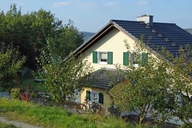Ferienhäuser - Ferien auf dem Lindenhof - Blick ins Mittelrhein-Tal