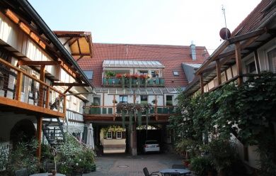 Weingut & Gästehaus Mühlhäuser an der südlichen Weinstraße