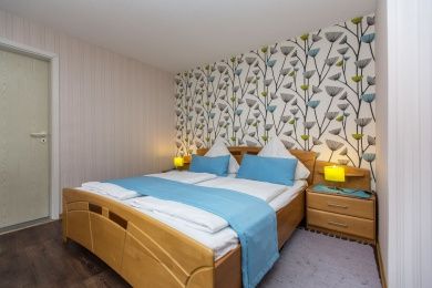 Haus Schwarzenberg - Ein guter Ausgangspunkt für Ihre Aktivitäten und Ferienwohnung mit Blick auf die Mosel (bis zu 4 Personen)