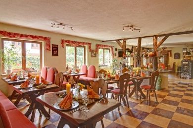 Land-gut-Hotel Burgblick