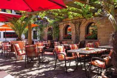 Hotel - Restaurant Die kleine Blume im Dahner Felsenland