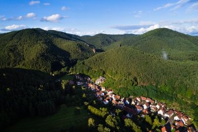 Hotel - Restaurant Die kleine Blume im Dahner Felsenland