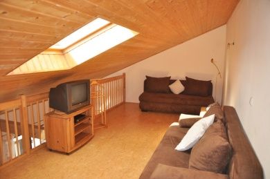FamilienWeingut Feser mit Vinothek, ****Ferienwohnungen & Erlebnis
