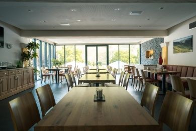 Weingut Lehnert-Veit - Gästezimmer - Straußwirtschaft - Moselgarten