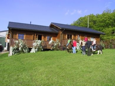 Höhenhof Erlebnisbauernhof - Ferienhaus Flachsschuppen