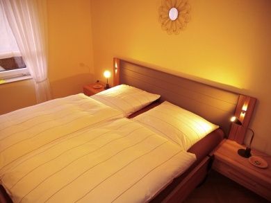 Ferienwohnung Sonnenblume mit Sauna, Garten, Liegewiese. Last Minute!