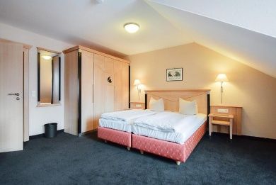 Chalet Pension Weingut & Straußwirtschaft Raabe