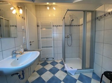 Gästehaus Bauernstube • Pension & Ferienwohnungen