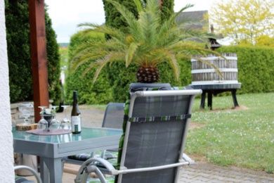 Weingut, Gästehaus und Straußwirtschaft Merz