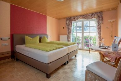 Bioweingut Hubertushof - Gästezimmer & Ferienwohnung