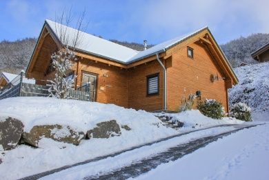 5 Sterne Ferienhaus Tommy am idyllischen Waldsee Rieden