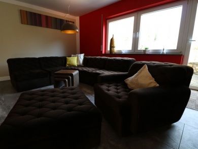 Ferienwohnung Dreiburgenblick und Ferienwohnung Gardenlounge