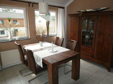 Ferienwohnung Dreiburgenblick und Ferienwohnung Gardenlounge