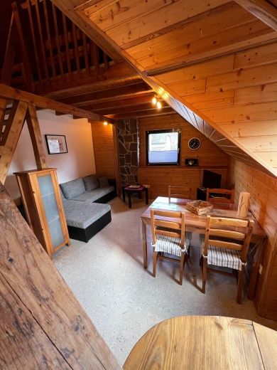 Ferienwohnungen und Gästezimmer Treis