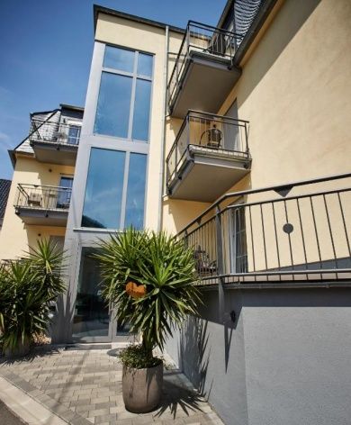 Weinhaus Lenz - Gästezimmer und Ferienwohnungen