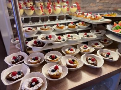 Cema Cafe & Restaurant