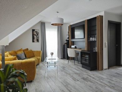 ****S Lakeside Resort Michaela