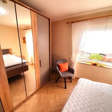 Ferienwohnung Sonnenblume mit Sauna, Garten, Liegewiese. Last Minute!