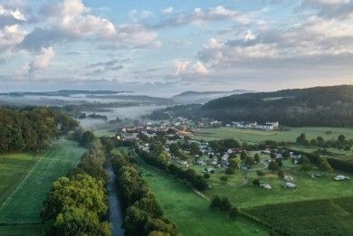 Campingplatz Ourtal-Idyll und Sauer-Our - Camping und Wanderhüttenvermietung