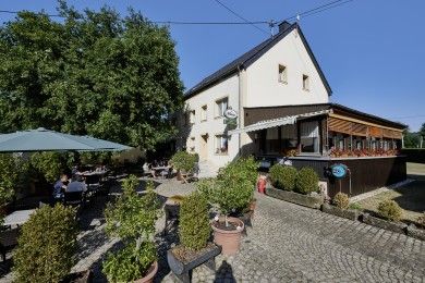 Campingplatz Ourtal-Idyll und Sauer-Our - Camping und Wanderhüttenvermietung