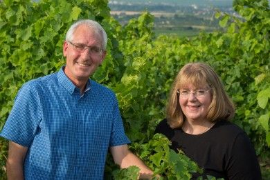 FamilienWeingut Feser mit Vinothek, ****Ferienwohnungen & Erlebnis