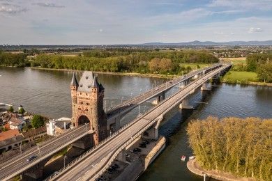 Nibelungenbrücke