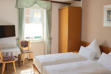 Weinhaus Hotel zum Josefshof