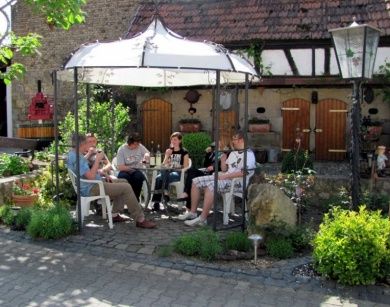 Gästehaus & Weingut Petry & Frieß