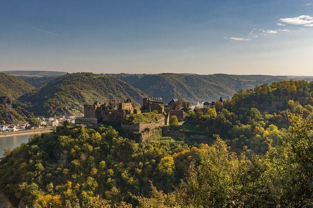 Hotels, Campingplätze und Ferienwohnungen am Mittelrhein