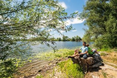 14230-rast-am-altrhein-erlebnis-pfad.jpg