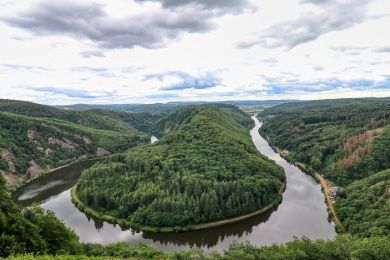 saar-loop-5302502_1280.jpg