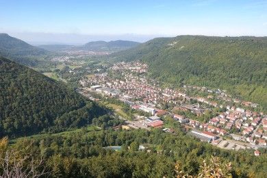 bad-urach-225945_1280 (1).jpg