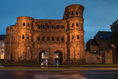 trier-1441937_1280.jpg