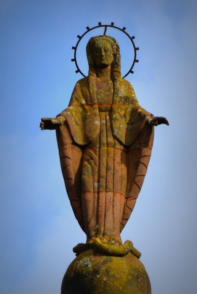 statue-678324_1920.jpg
